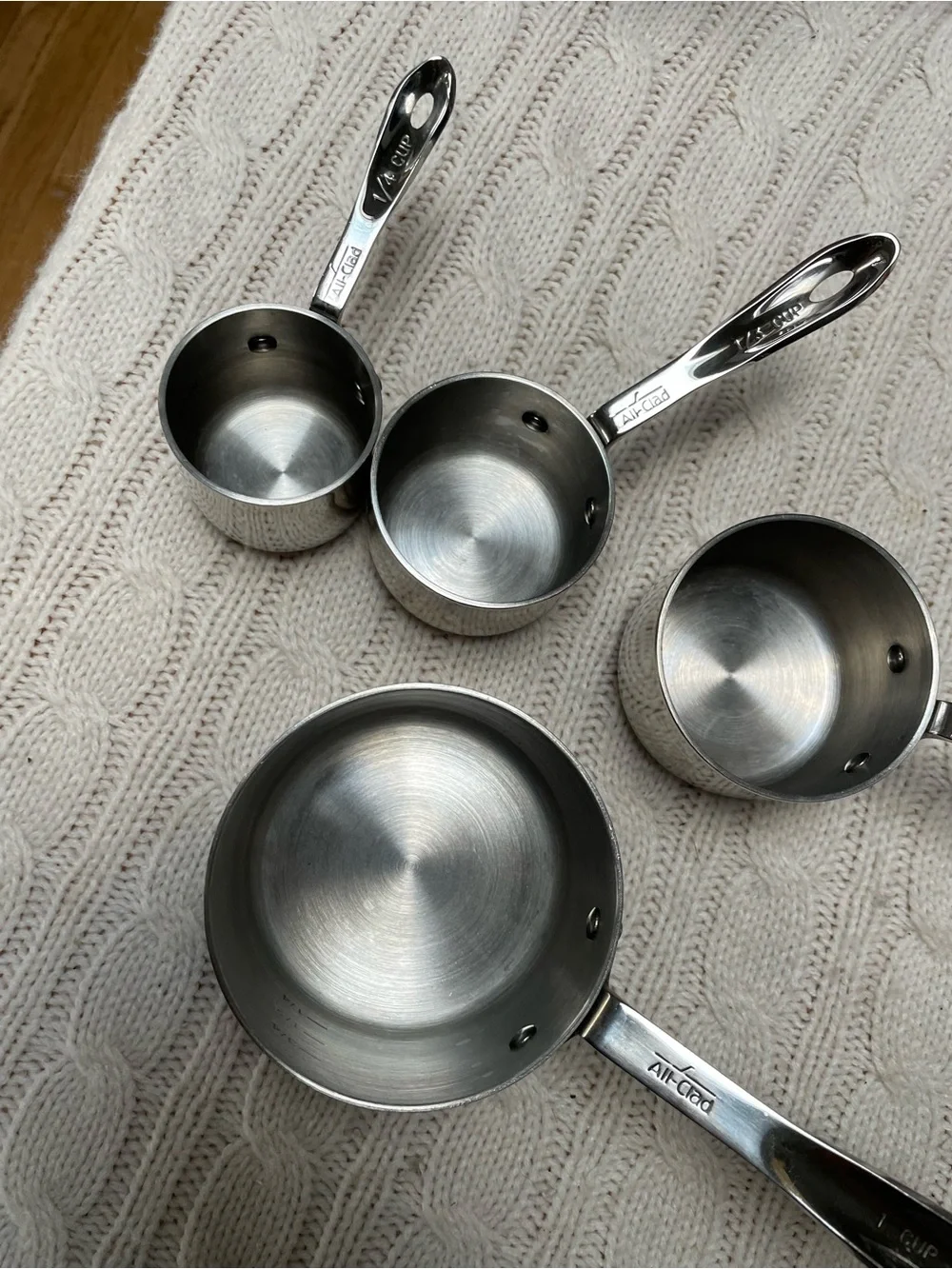 All Clad Stainless Steel Measuring Cups  Standard Set 4 Pcs Very good condition